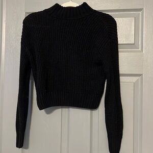 Crop black sweater